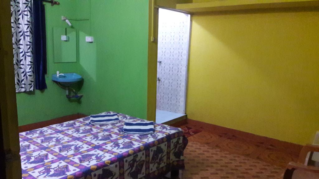 Savitri Guest House Arambol Bagian luar foto