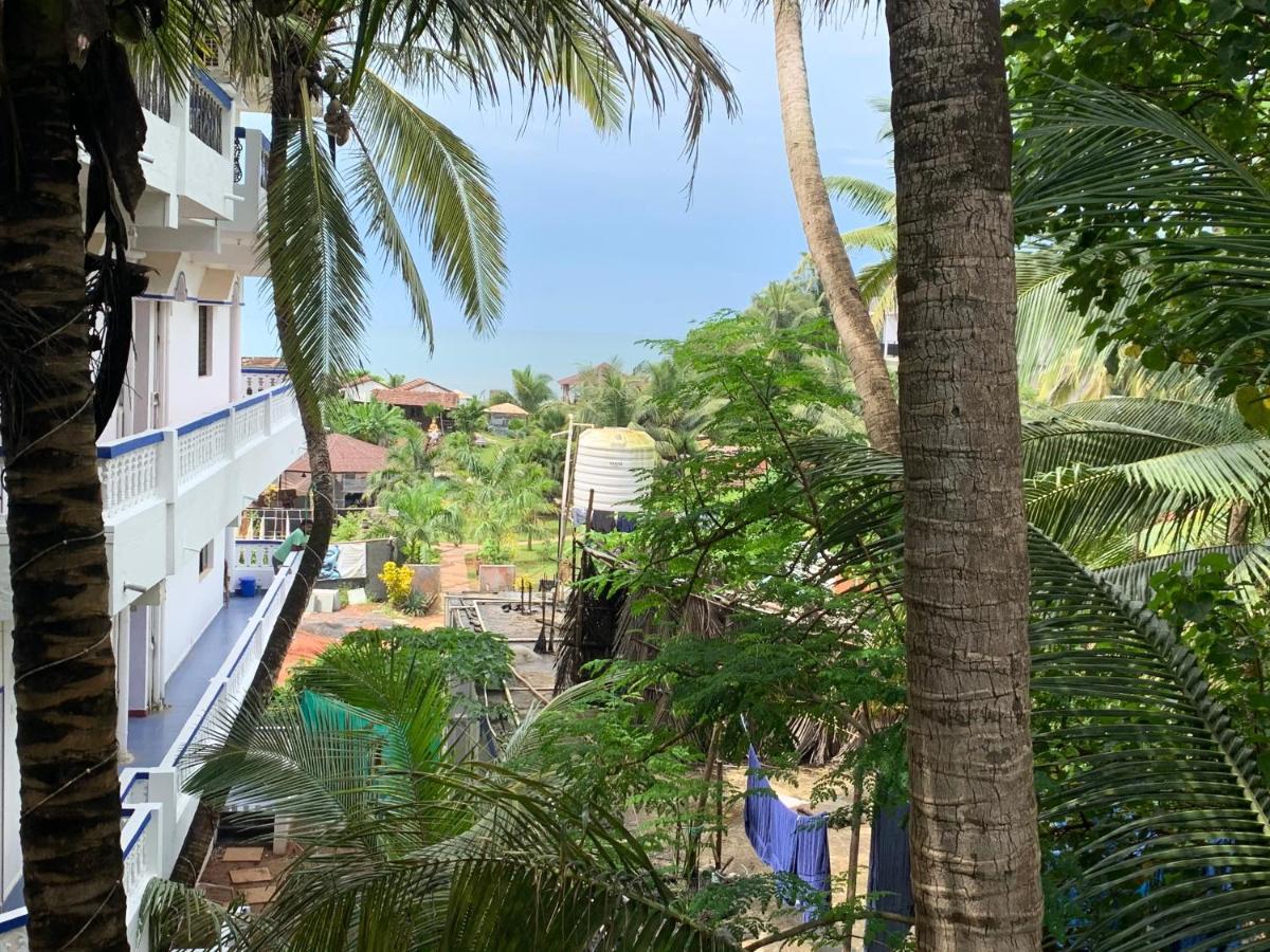 Savitri Guest House Arambol Bagian luar foto